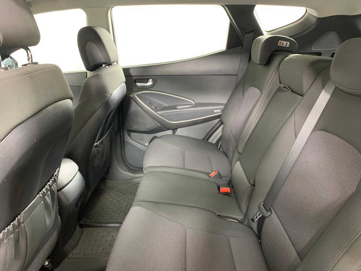 Hyundai Santa Fe 2017 года с пробегом. Фото: #15