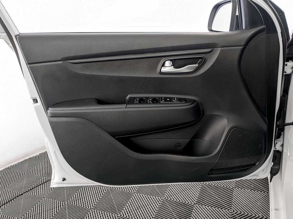Kia Rio 2021 года с пробегом. Фото: #14