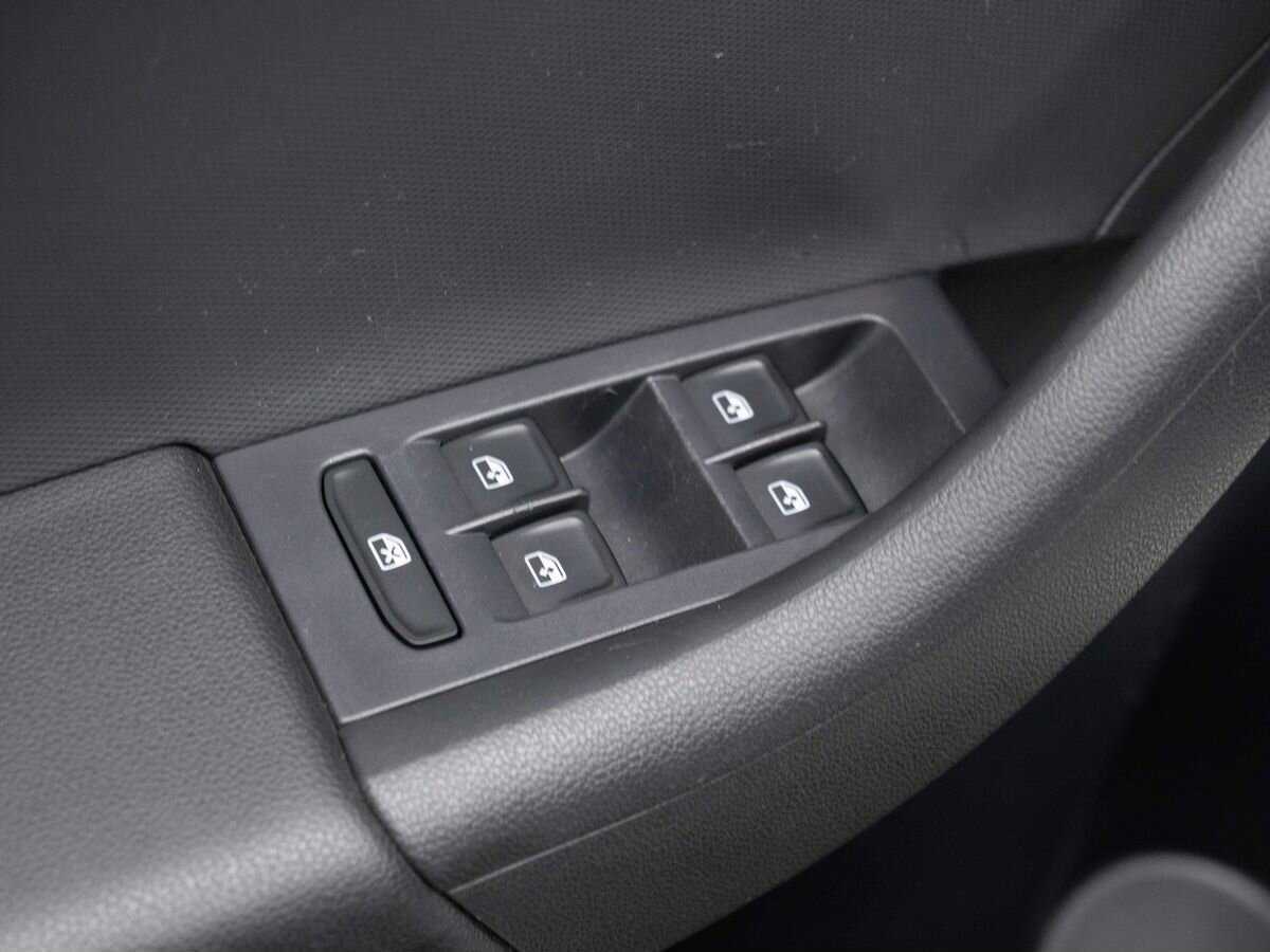 Skoda Rapid 2020 года с пробегом. Фото: #15