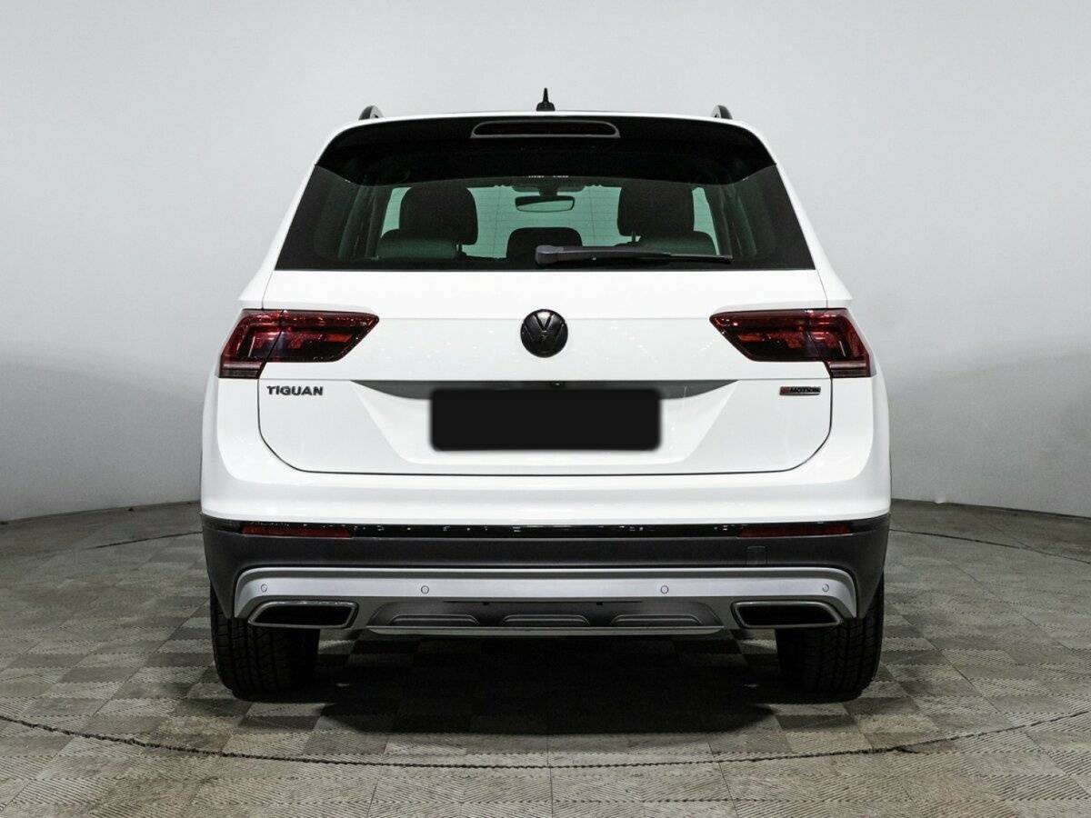 Volkswagen Tiguan 2018 года с пробегом. Фото: #5