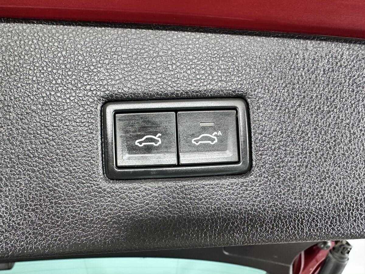 Volkswagen Tiguan 2018 года с пробегом. Фото: #18