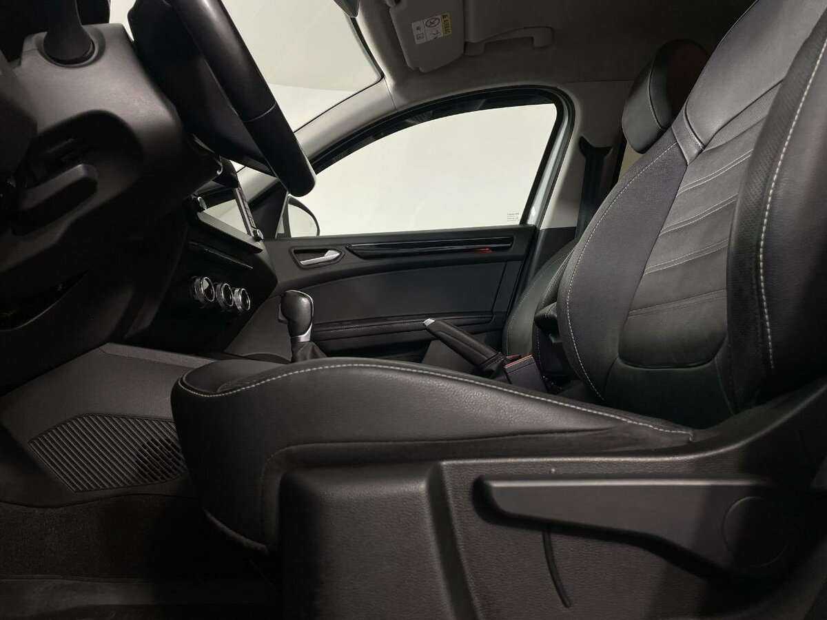 Renault Arkana 2019 года с пробегом. Фото: #9