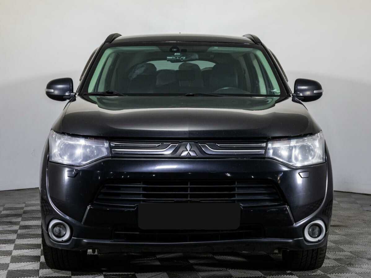 Mitsubishi Outlander 2012 года с пробегом. Фото: #1