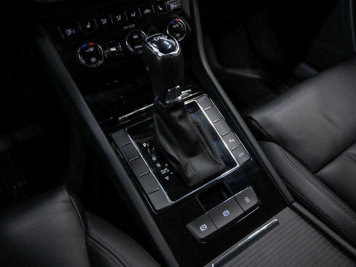 Skoda Superb 2017 года с пробегом. Фото: #21