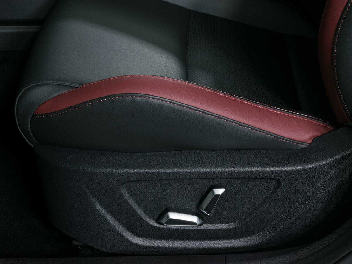 Geely Coolray 2023 года с пробегом. Фото: #19