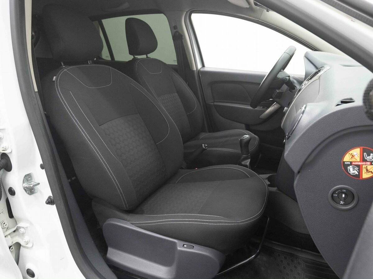 Renault Sandero 2016 года с пробегом. Фото: #11