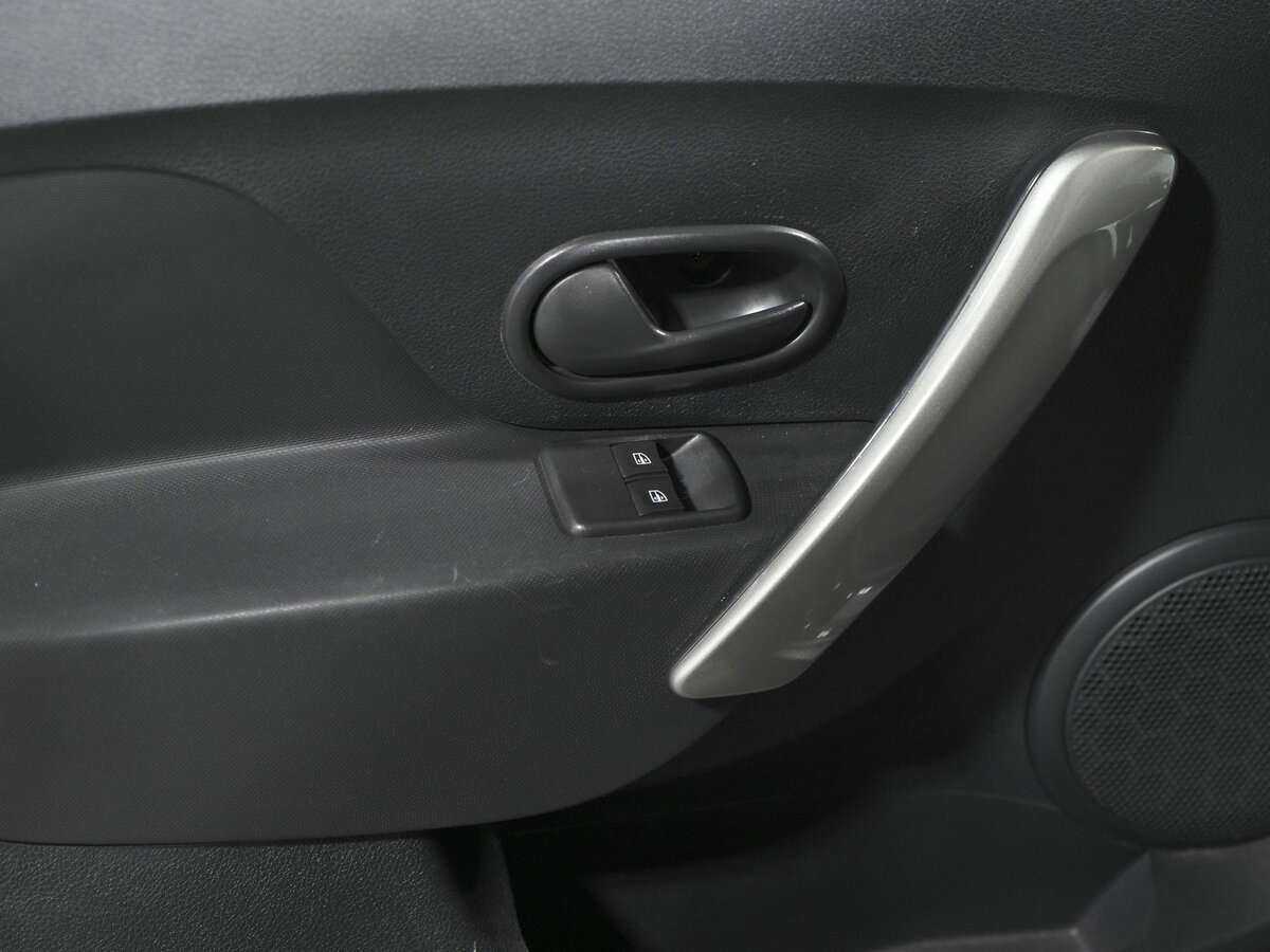 Renault Sandero 2020 года с пробегом. Фото: #10