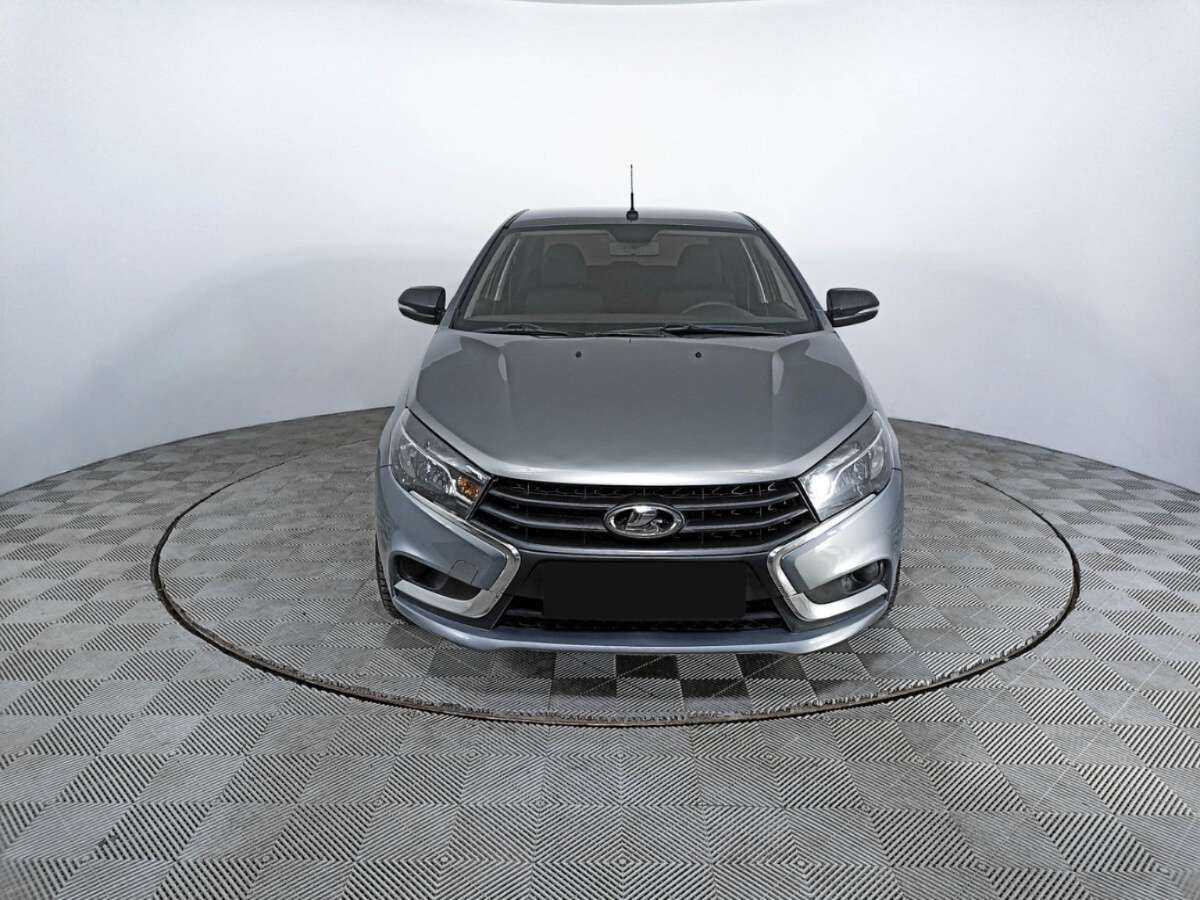 Lada (ВАЗ) Vesta 2018 года с пробегом. Фото: #1