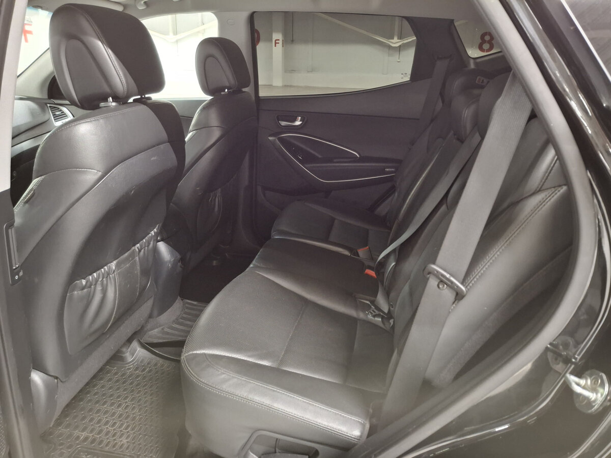 Hyundai Santa Fe 2018 года с пробегом. Фото: #11