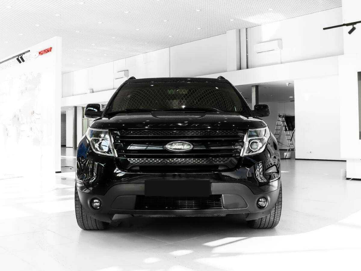 Ford Explorer 2014 года с пробегом. Фото: #1