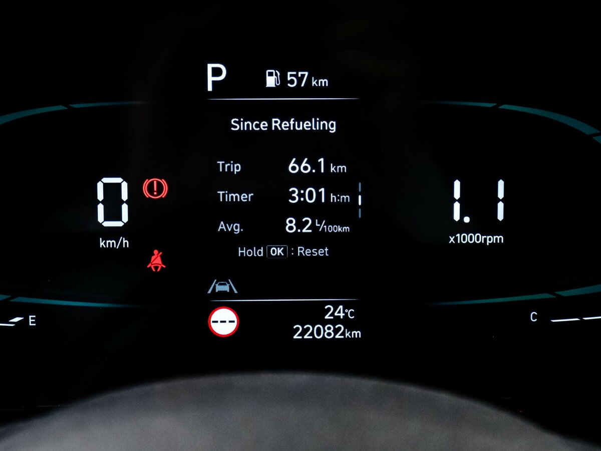 Hyundai Elantra 2023 года с пробегом. Фото: #8