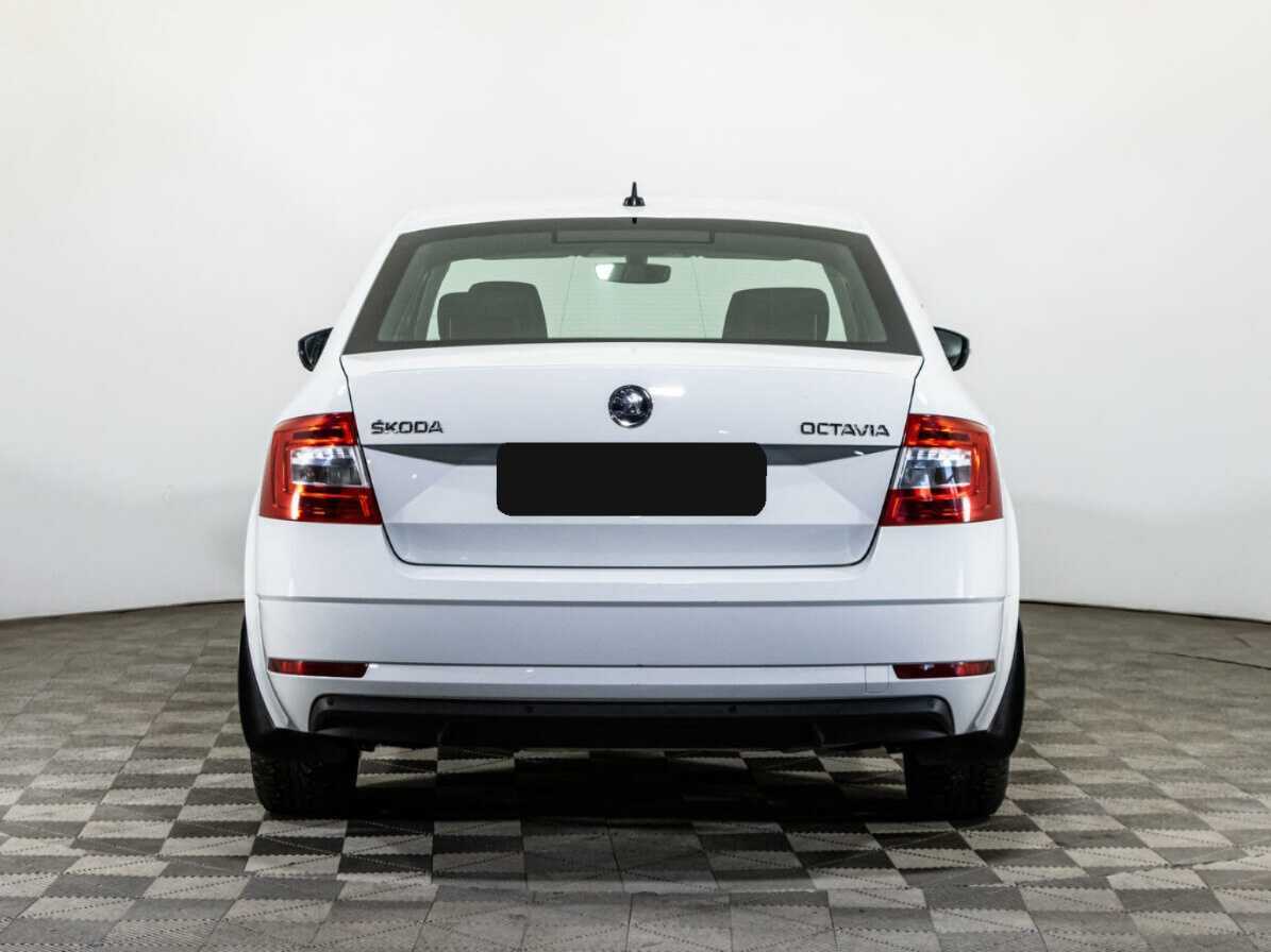 Skoda Octavia 2018 года с пробегом. Фото: #5