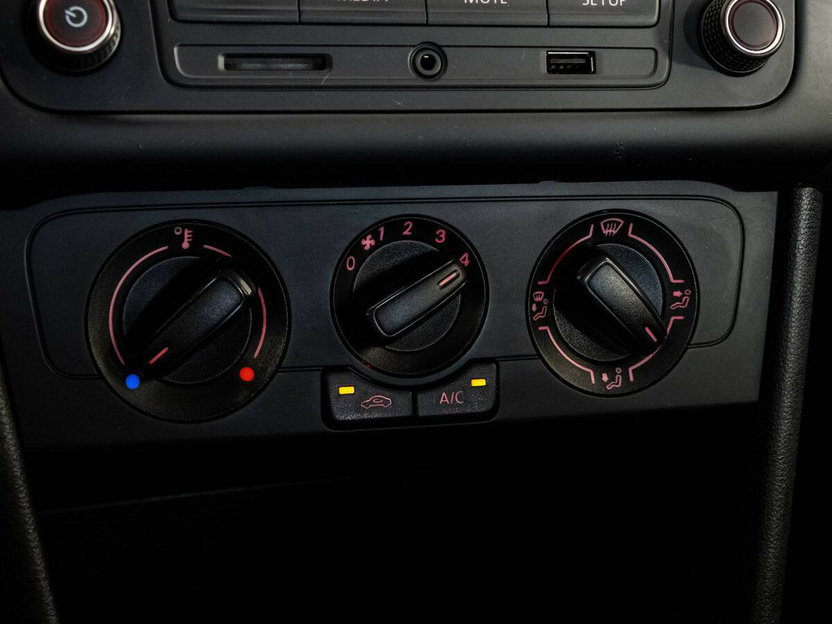 Volkswagen Polo 2017 года с пробегом. Фото: #12