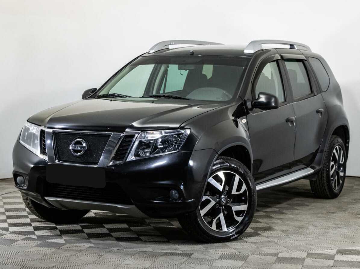 Nissan Terrano 2015 года с пробегом. Посмотреть фото