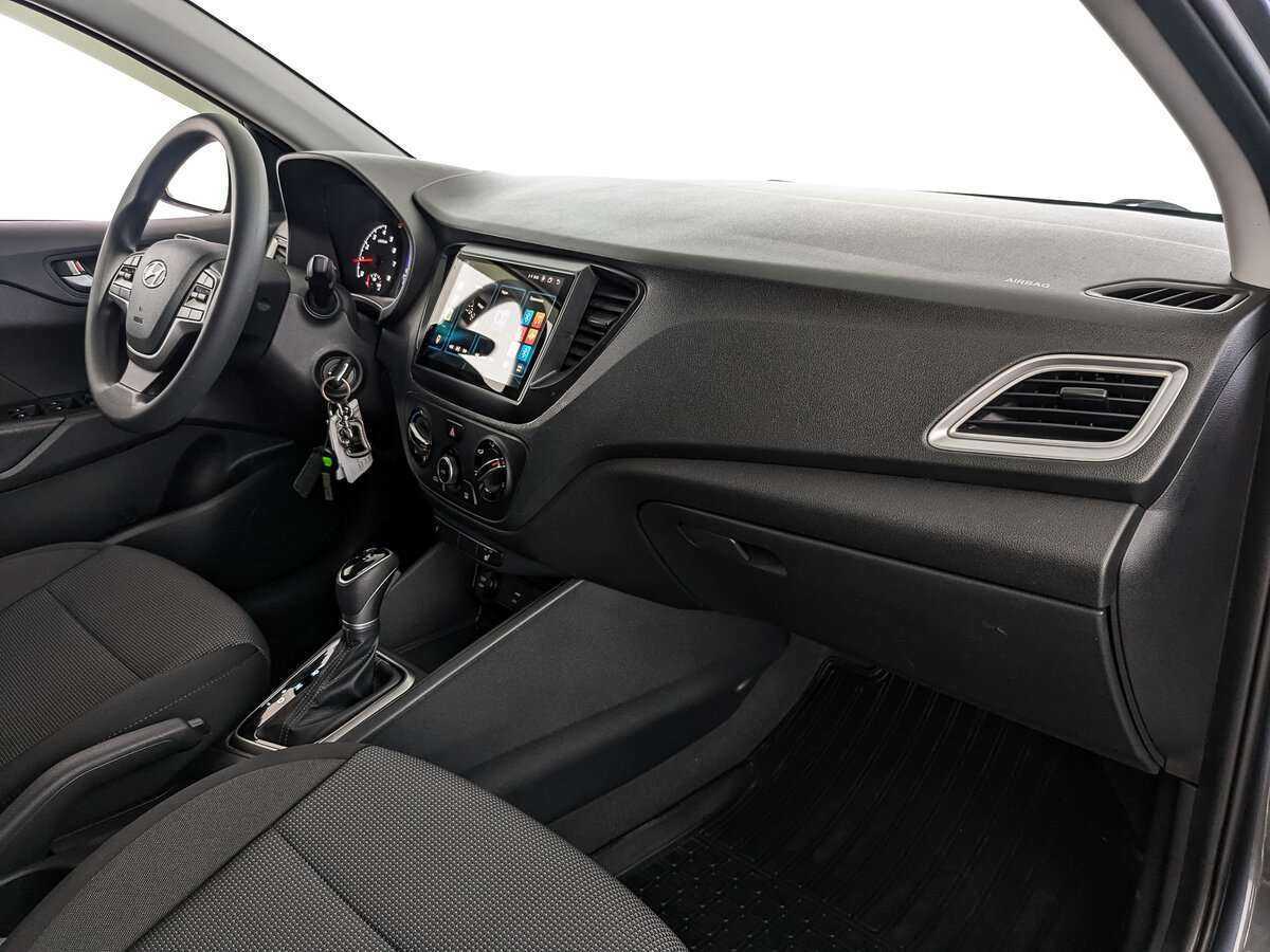 Hyundai Solaris 2021 года с пробегом. Фото: #12