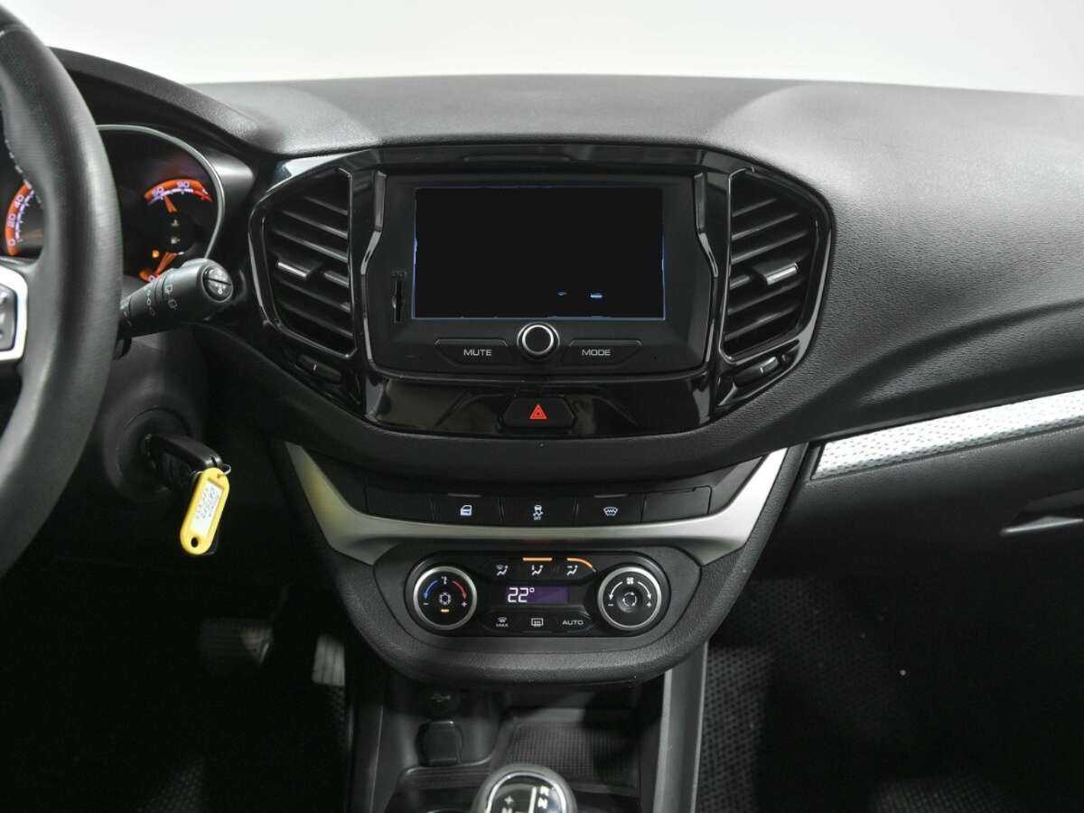 Lada (ВАЗ) Vesta 2019 года с пробегом. Фото: #5