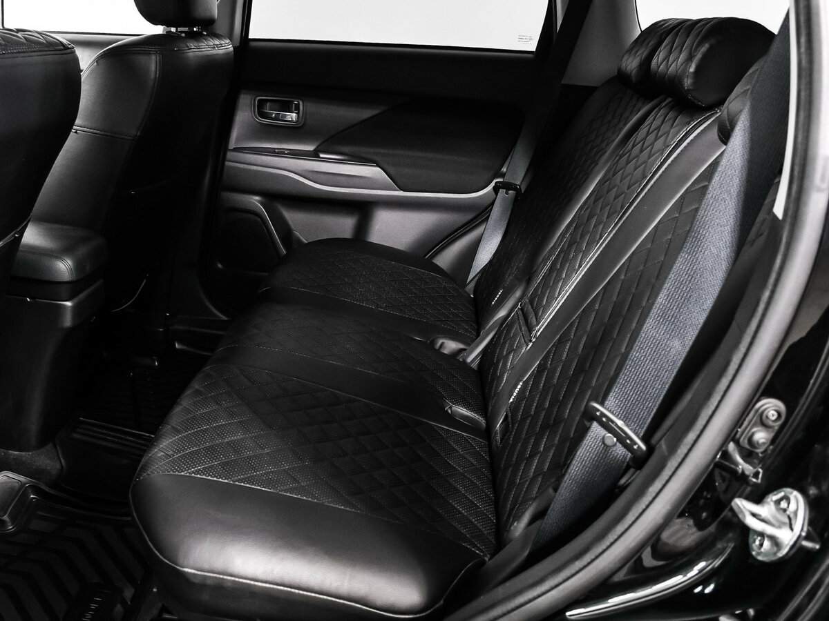 Mitsubishi Outlander 2018 года с пробегом. Фото: #12