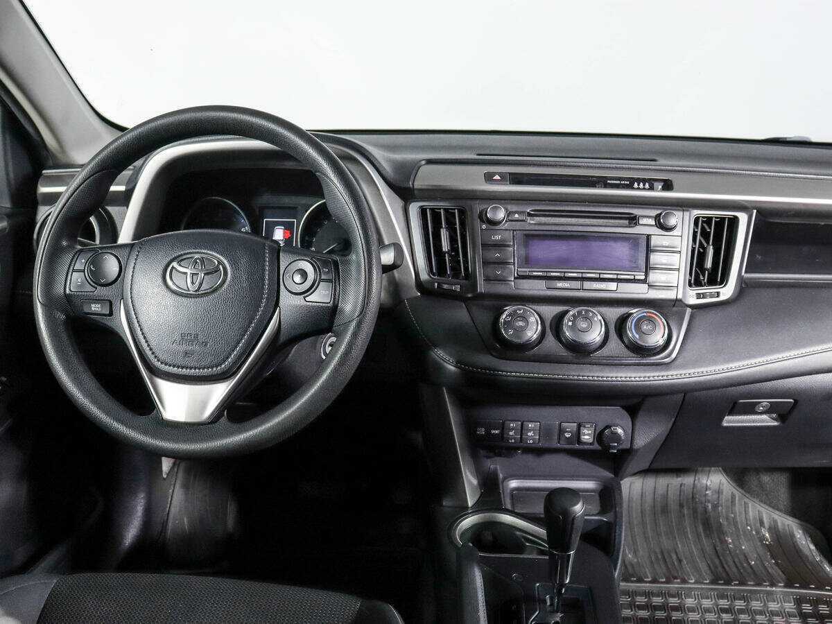 Toyota RAV4 2016 года с пробегом. Фото: #11