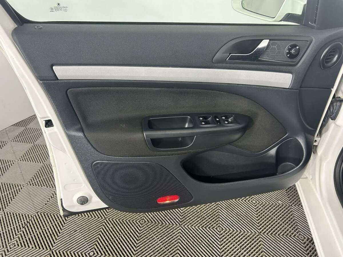 Skoda Octavia 2012 года с пробегом. Фото: #7