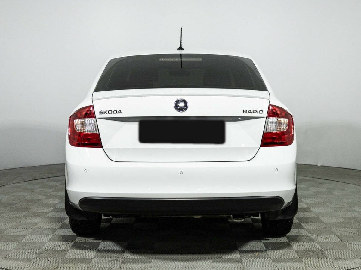 Skoda Rapid 2016 года с пробегом. Фото: #5