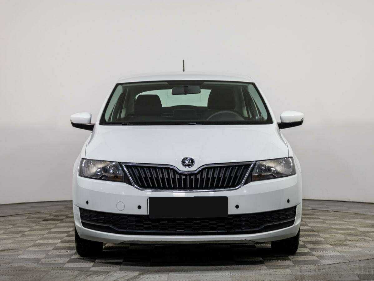 Skoda Rapid 2017 года с пробегом. Посмотреть фото