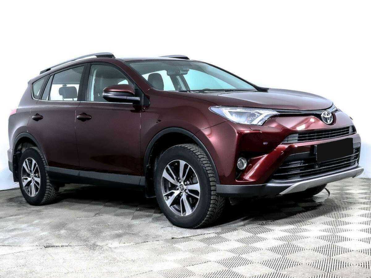Toyota RAV4 2016 года с пробегом. Фото: #2