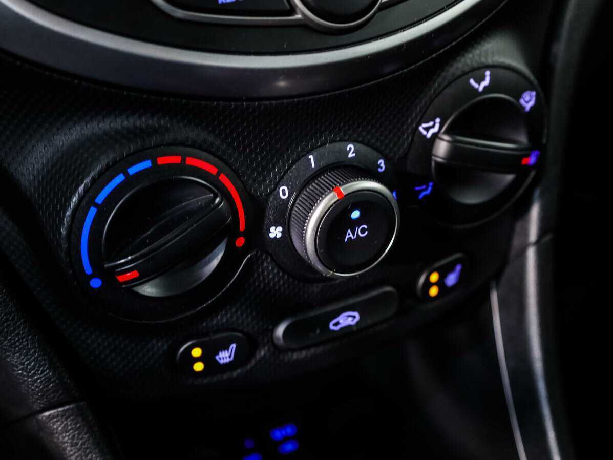 Hyundai Solaris 2015 года с пробегом. Фото: #12