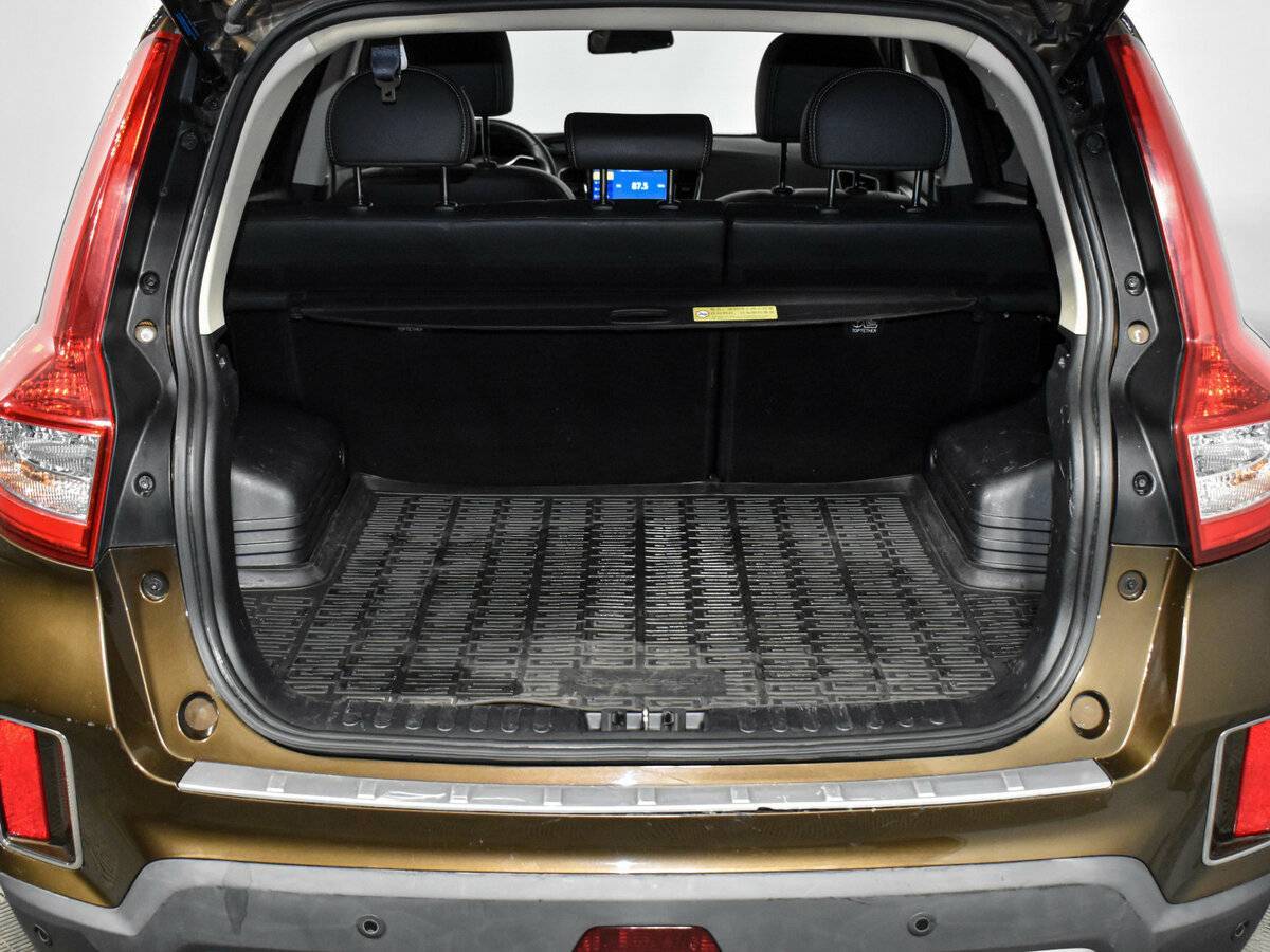 Geely Emgrand X7 2021 года с пробегом. Фото: #21