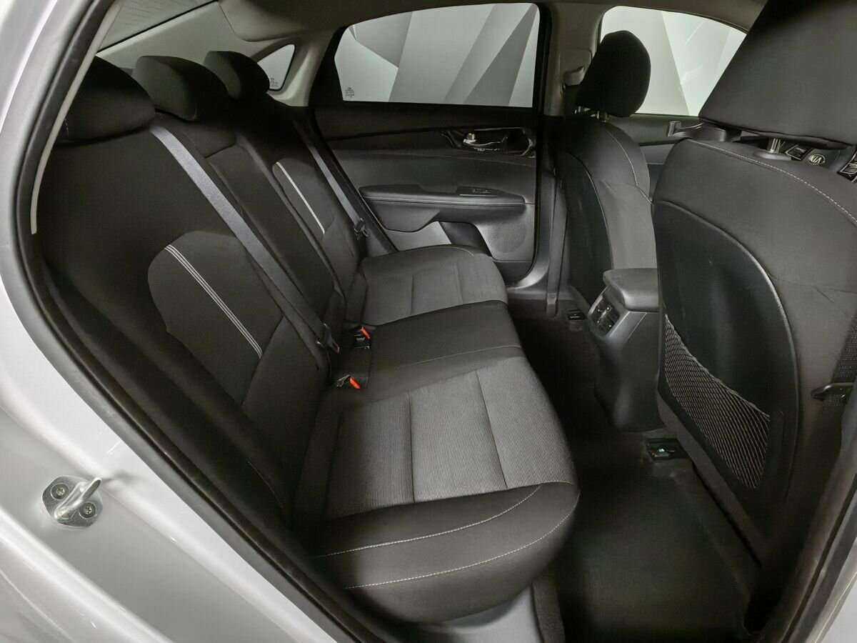 Kia Cerato 2019 года с пробегом. Фото: #11