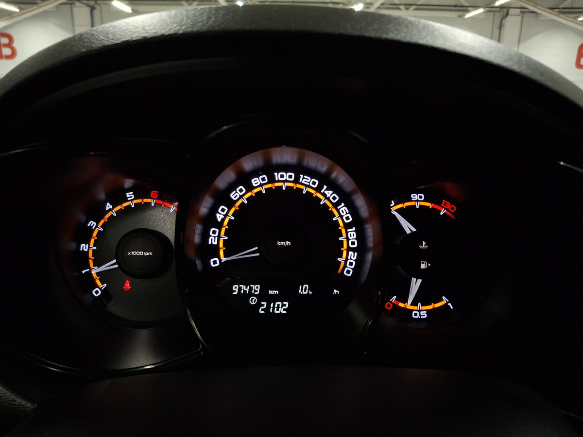 Lada (ВАЗ) Vesta 2019 года с пробегом. Фото: #12