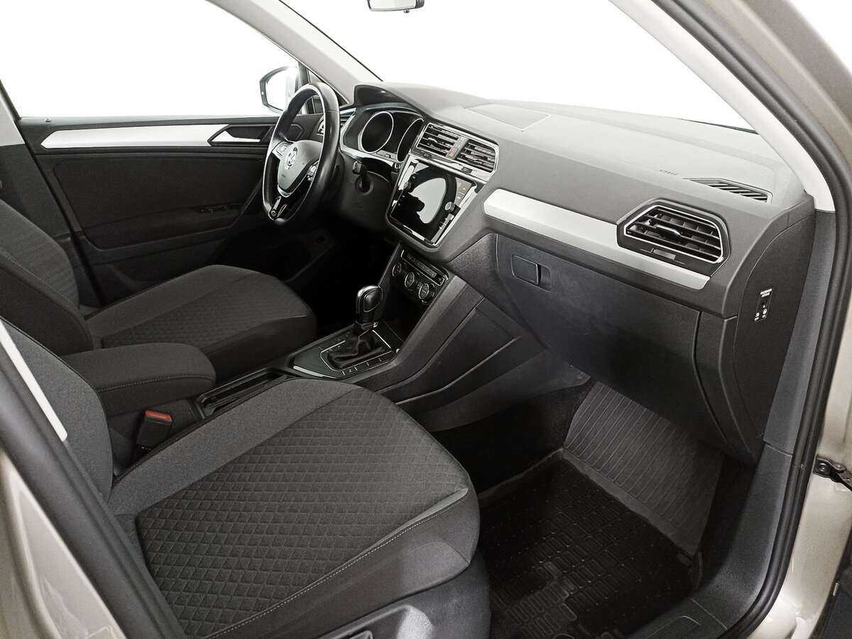 Volkswagen Tiguan 2020 года с пробегом. Фото: #8