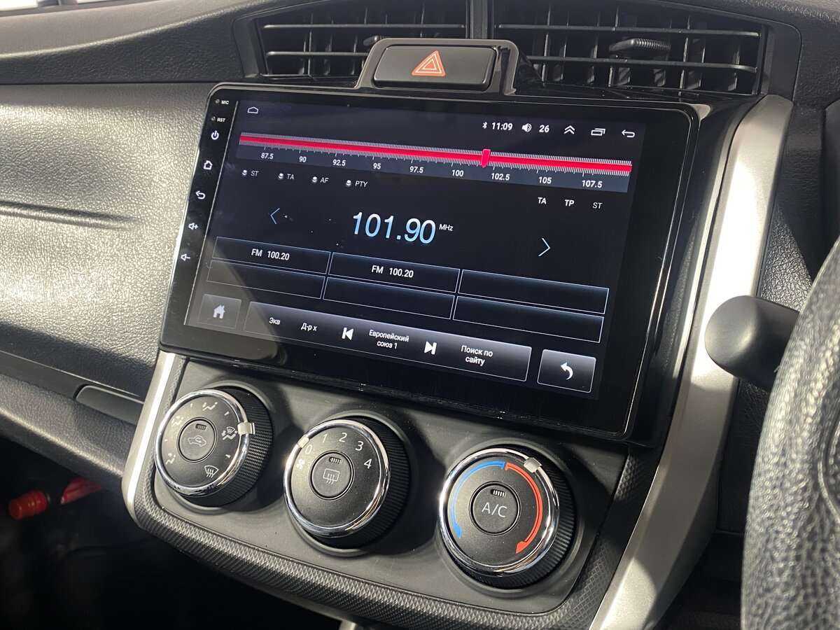 Toyota Corolla 2019 года с пробегом. Фото: #12