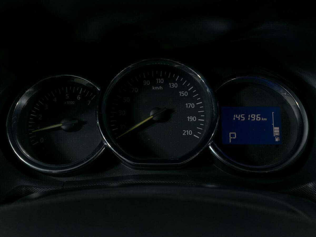 Renault Duster 2015 года с пробегом. Фото: #12