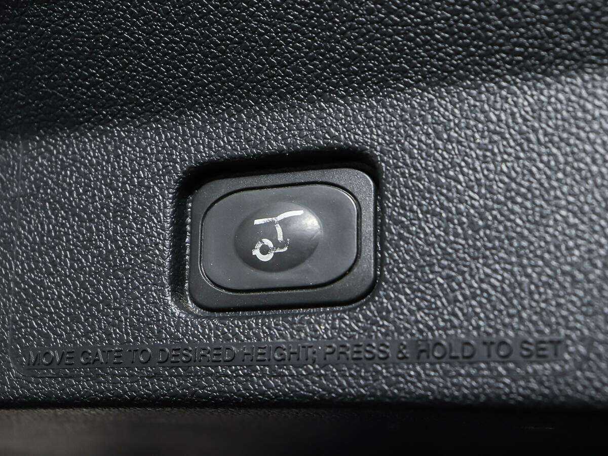 Ford Explorer 2017 года с пробегом. Фото: #17