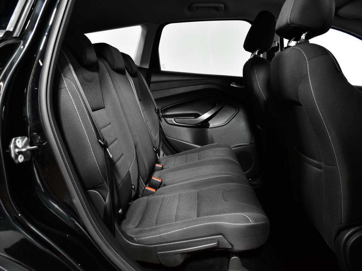 Ford Kuga 2015 года с пробегом. Фото: #9