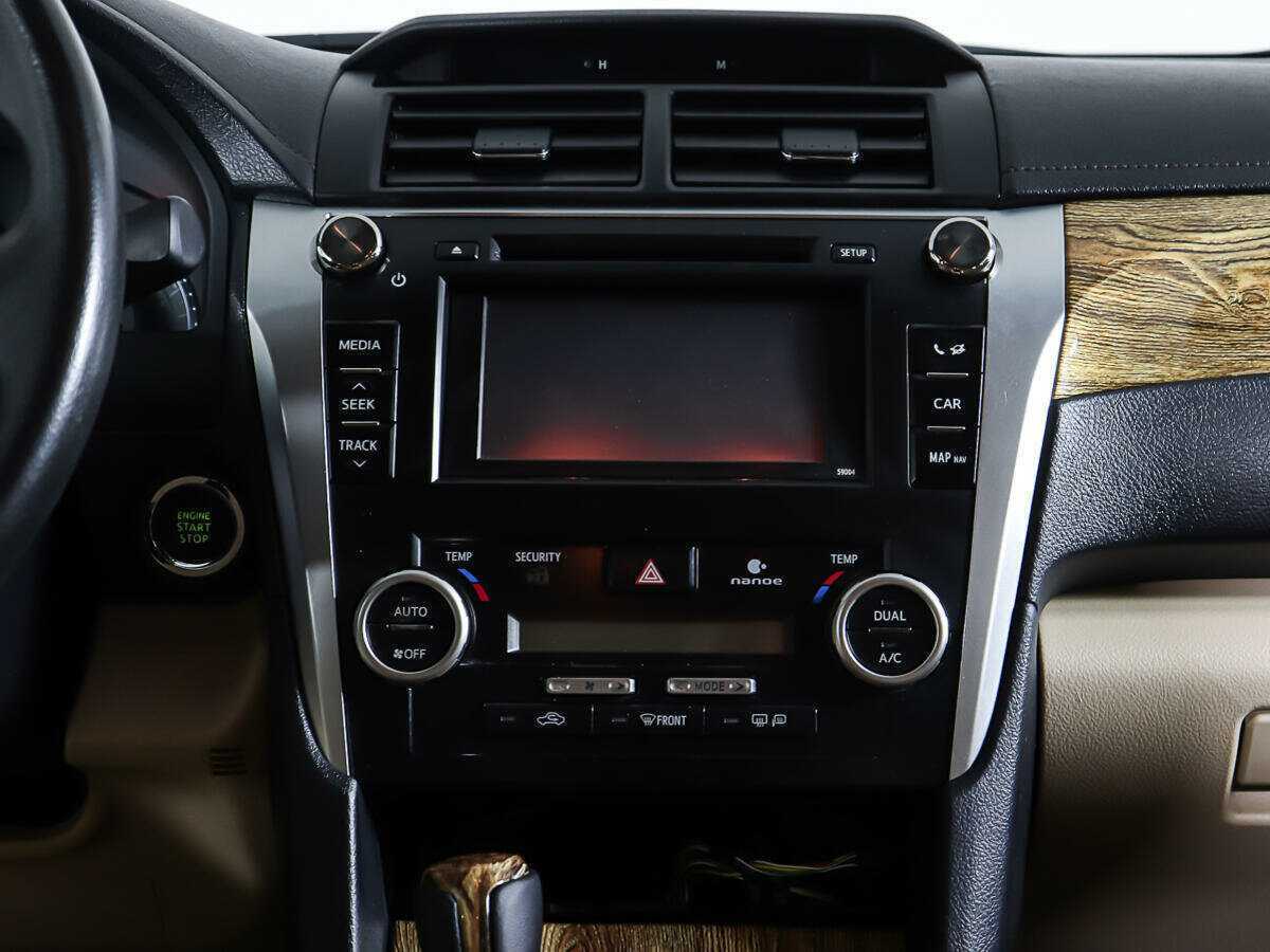 Toyota Camry 2014 года с пробегом. Фото: #13