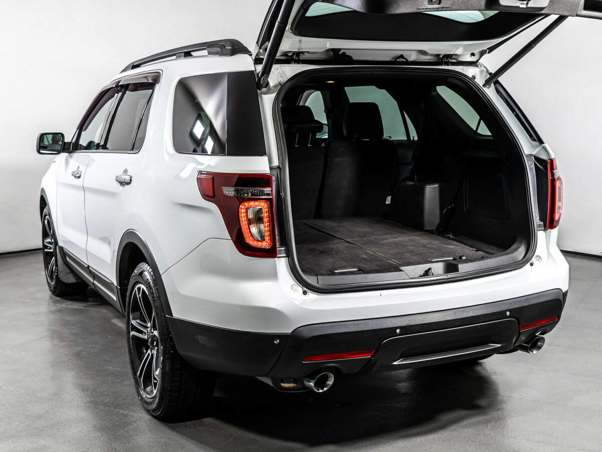 Ford Explorer 2013 года с пробегом. Фото: #8