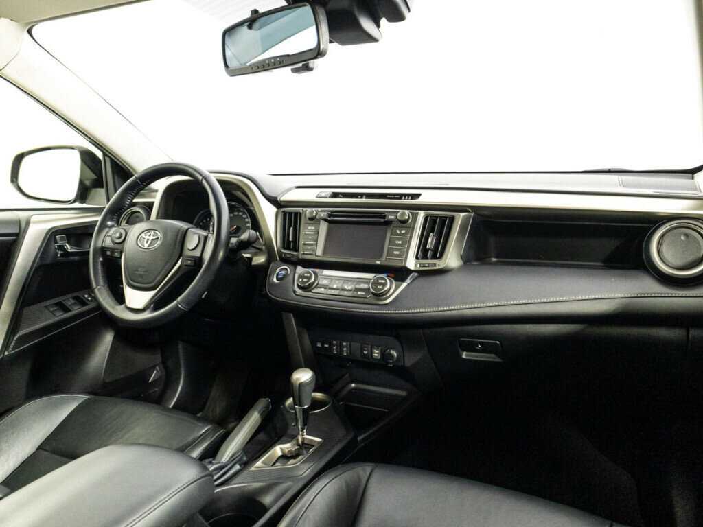 Toyota RAV4 2013 года с пробегом. Фото: #8