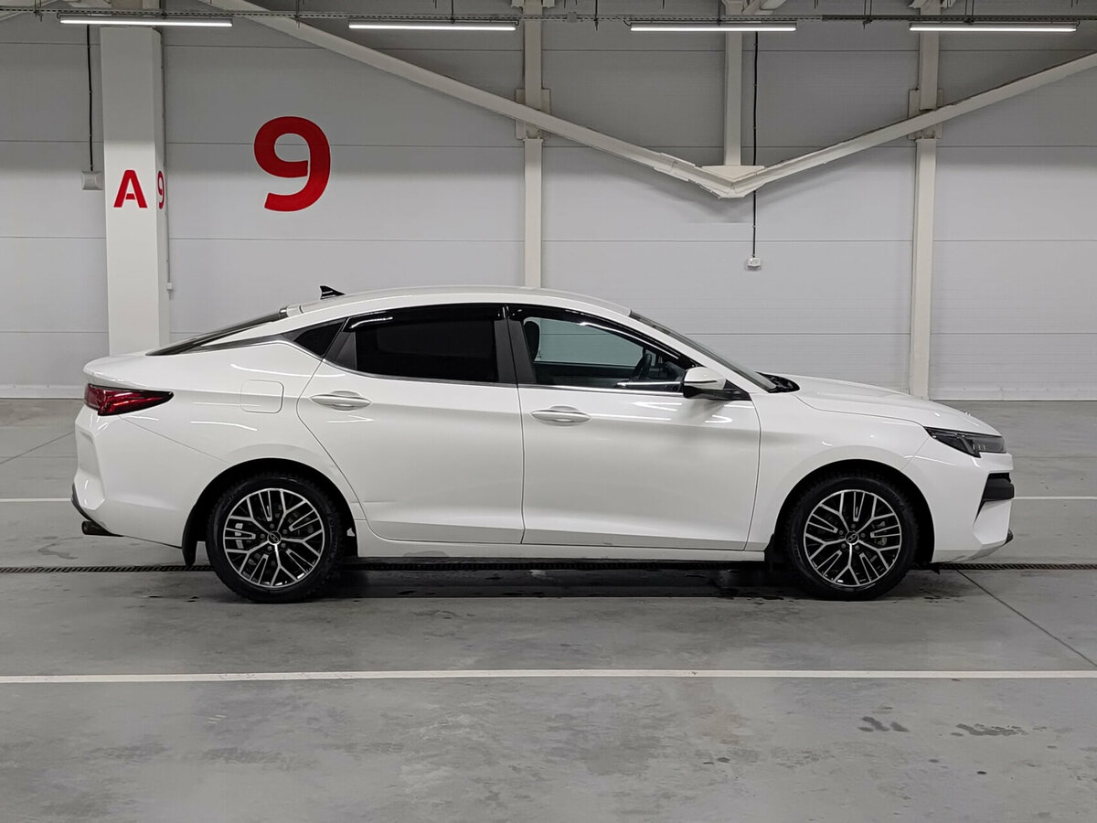 Москвич 6 2023 года с пробегом. Фото: #3