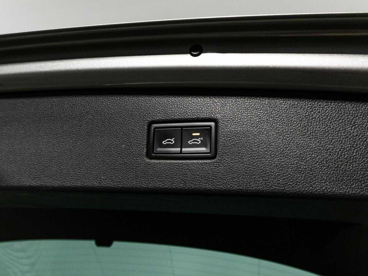 Volkswagen Tiguan 2018 года с пробегом. Фото: #15