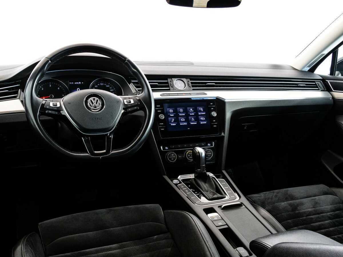 Volkswagen Passat 2018 года с пробегом. Фото: #7