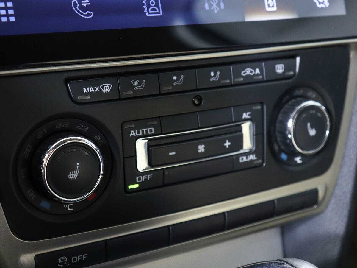 Skoda Octavia 2012 года с пробегом. Фото: #17