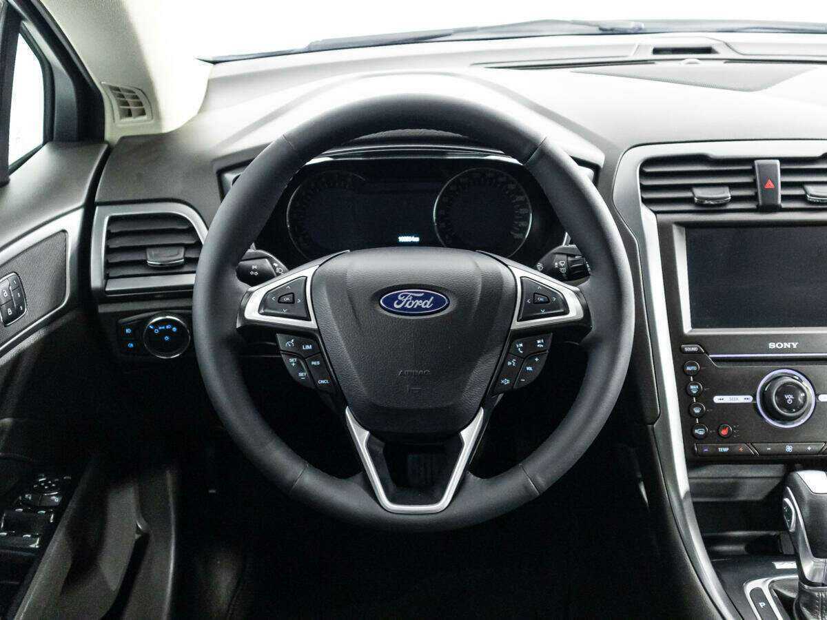 Ford Mondeo 2017 года с пробегом. Фото: #19