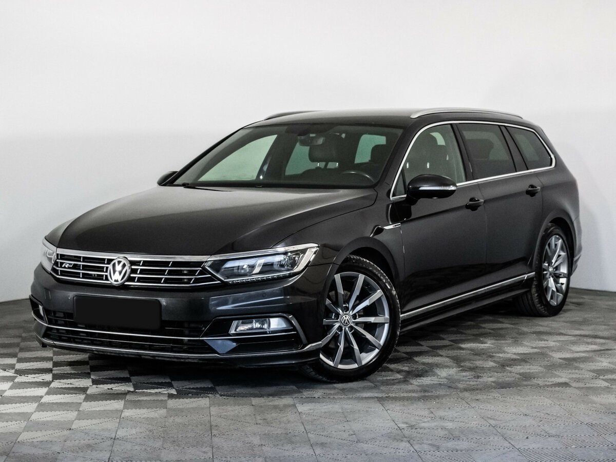 Volkswagen Passat 2018 года с пробегом. Посмотреть фото