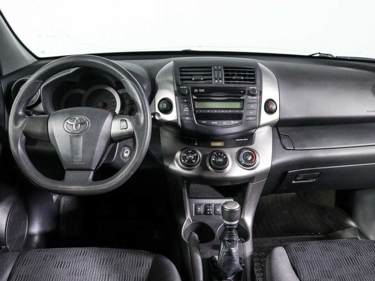 Toyota RAV4 2012 года с пробегом. Фото: #8