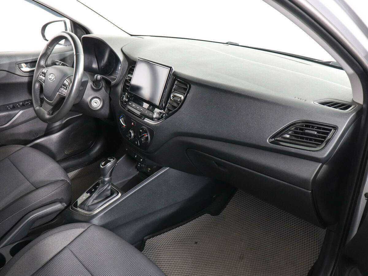 Hyundai Solaris 2021 года с пробегом. Фото: #9