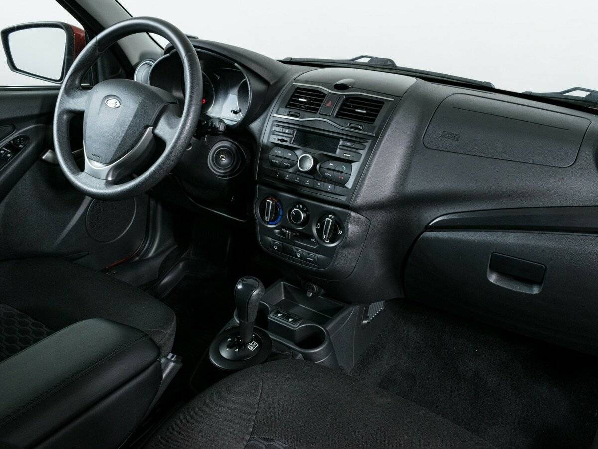 Lada (ВАЗ) Granta 2019 года с пробегом. Фото: #7