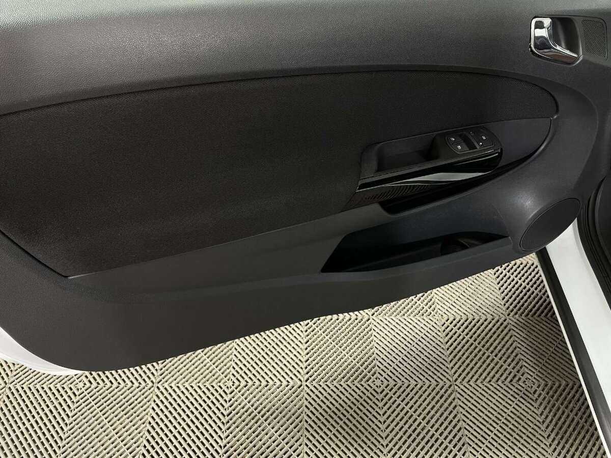 Opel Corsa 2013 года с пробегом. Фото: #7