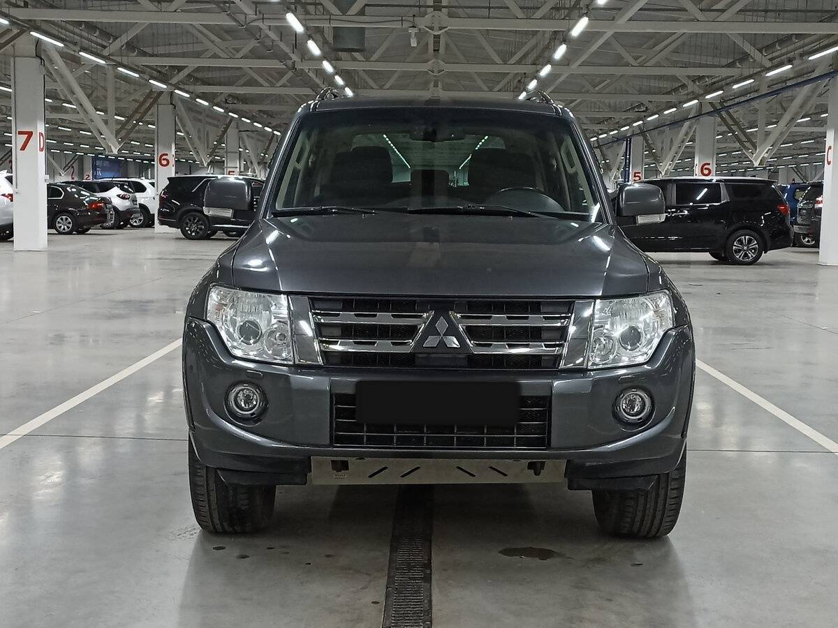 Mitsubishi Pajero 2012 года с пробегом. Фото: #1