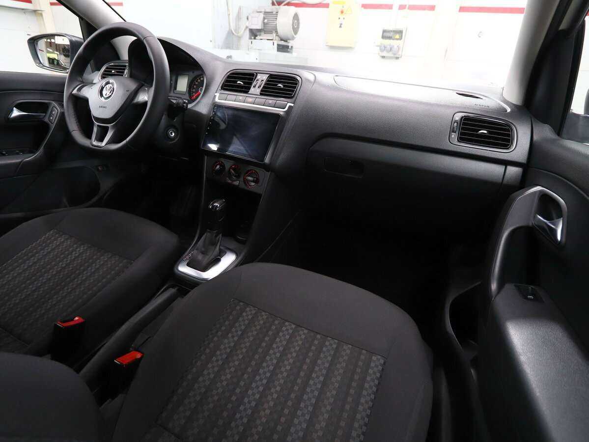 Volkswagen Polo 2017 года с пробегом. Фото: #8